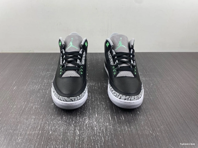 HYPE Glow Air CT8532-031 Jordan Green 3 0726